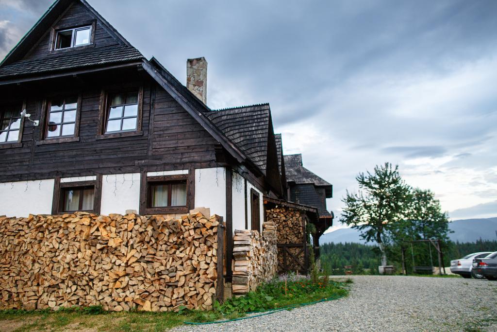 Blyzhche Neba Guest House Yablunytsya Room photo